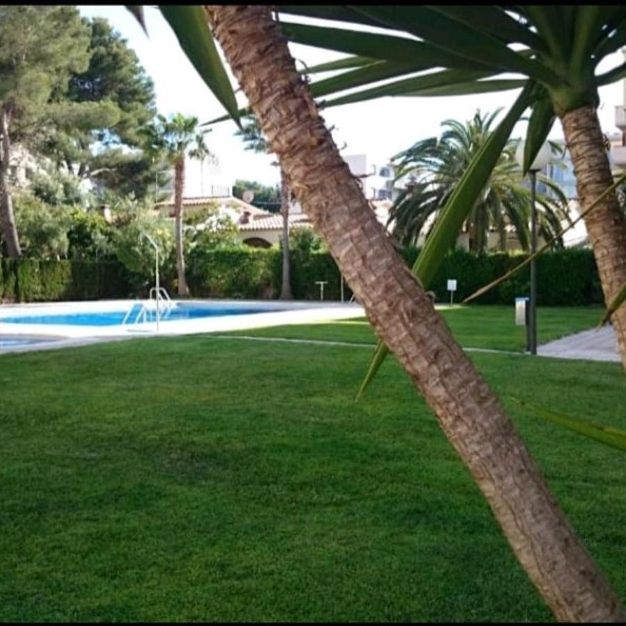 Apartamento Aqua La Pineda Esterno foto