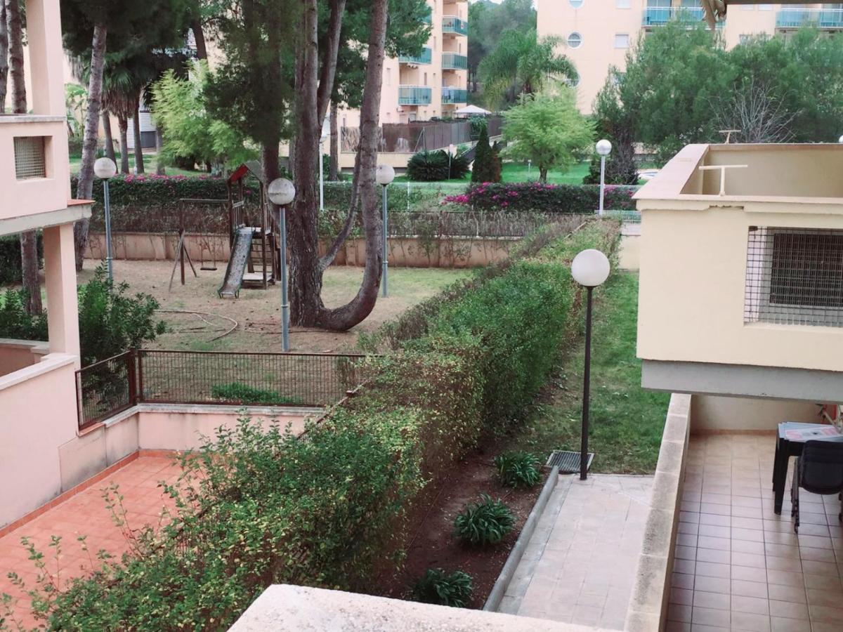 Apartamento Aqua La Pineda Esterno foto